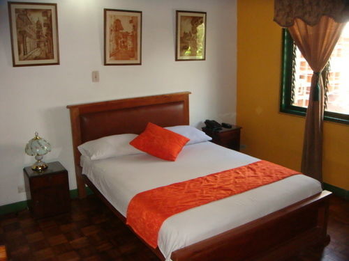 酒店 Ayenda Habana Vieja 1221 3*